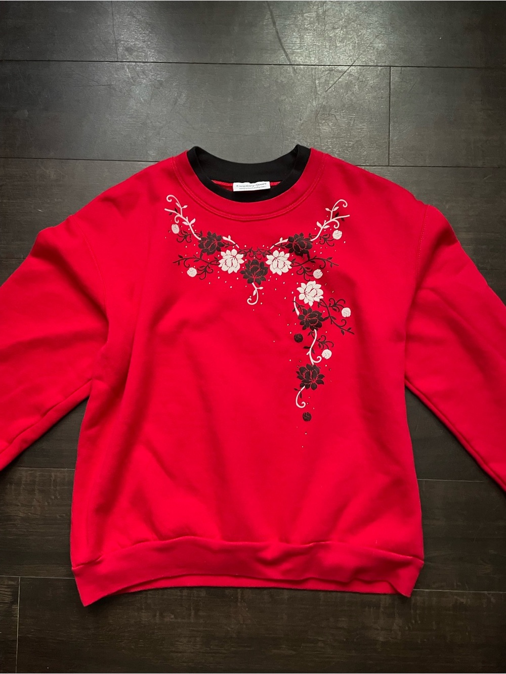 Country Store Floral Crewneck Sweatshirt